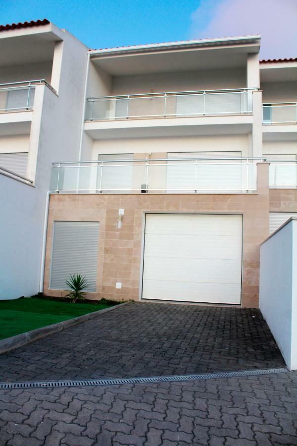 Jdlourenco House Nazare Exterior photo